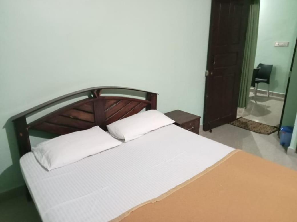 Krupa Homestay Madikeri Buitenkant foto