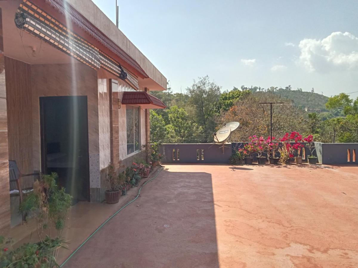Krupa Homestay Madikeri Buitenkant foto