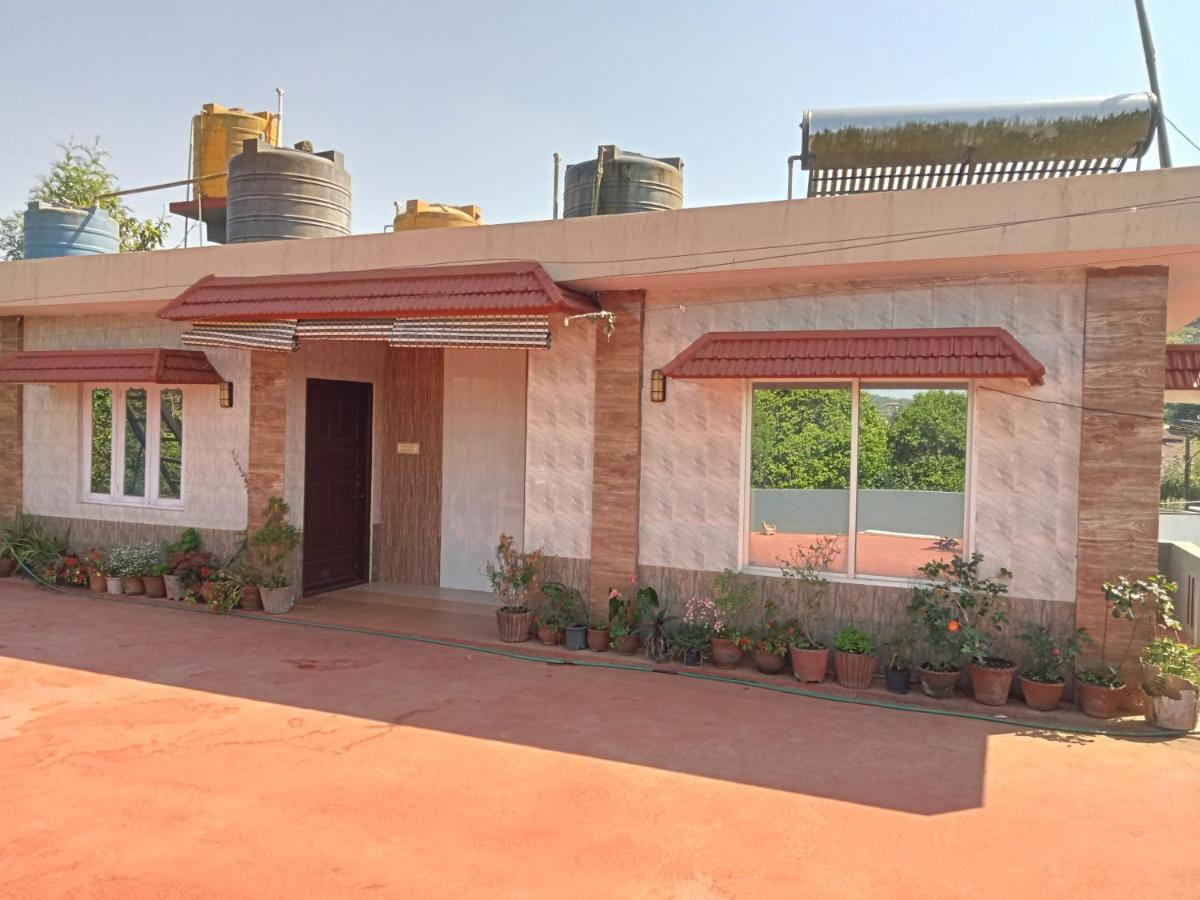 Krupa Homestay Madikeri Buitenkant foto
